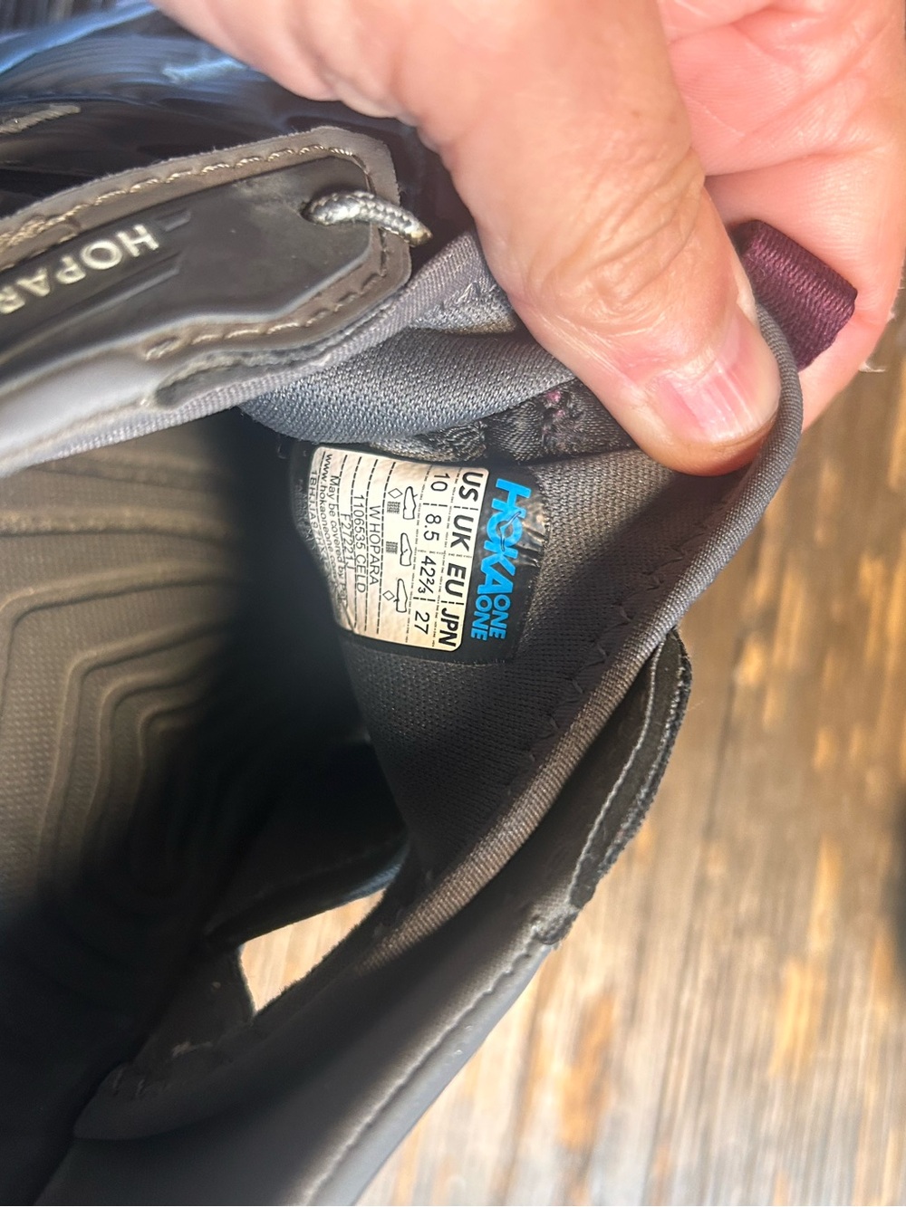 Like new Hoka Hopara hiking shoes size 10
Women - Picture 11 of 13